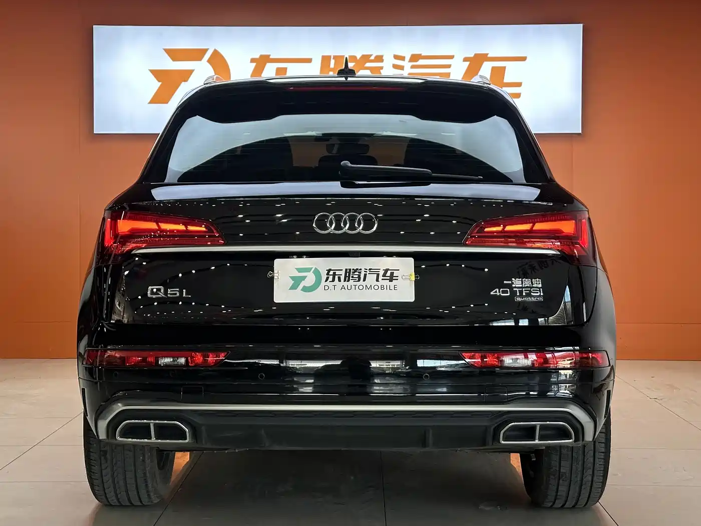 Audi Q5L 2024 Model 40 TFSI Fashion Dynamic фото 6