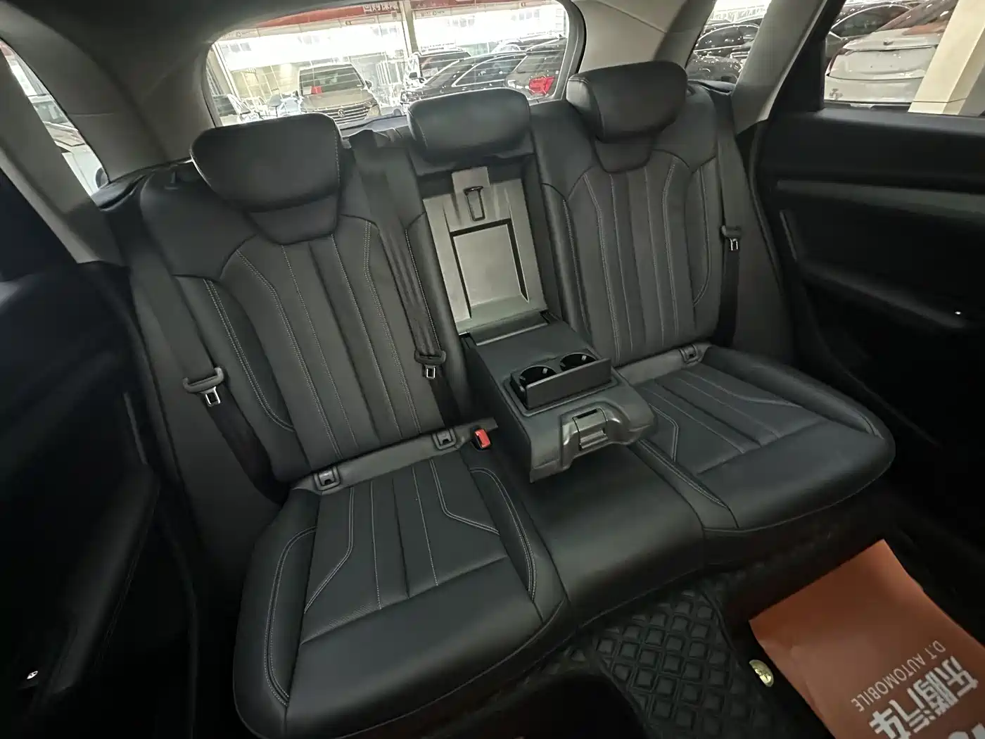 Audi Q5L 2024 Model 40 TFSI Fashion Dynamic фото 16