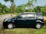 صورة 13 - Nissan Livina