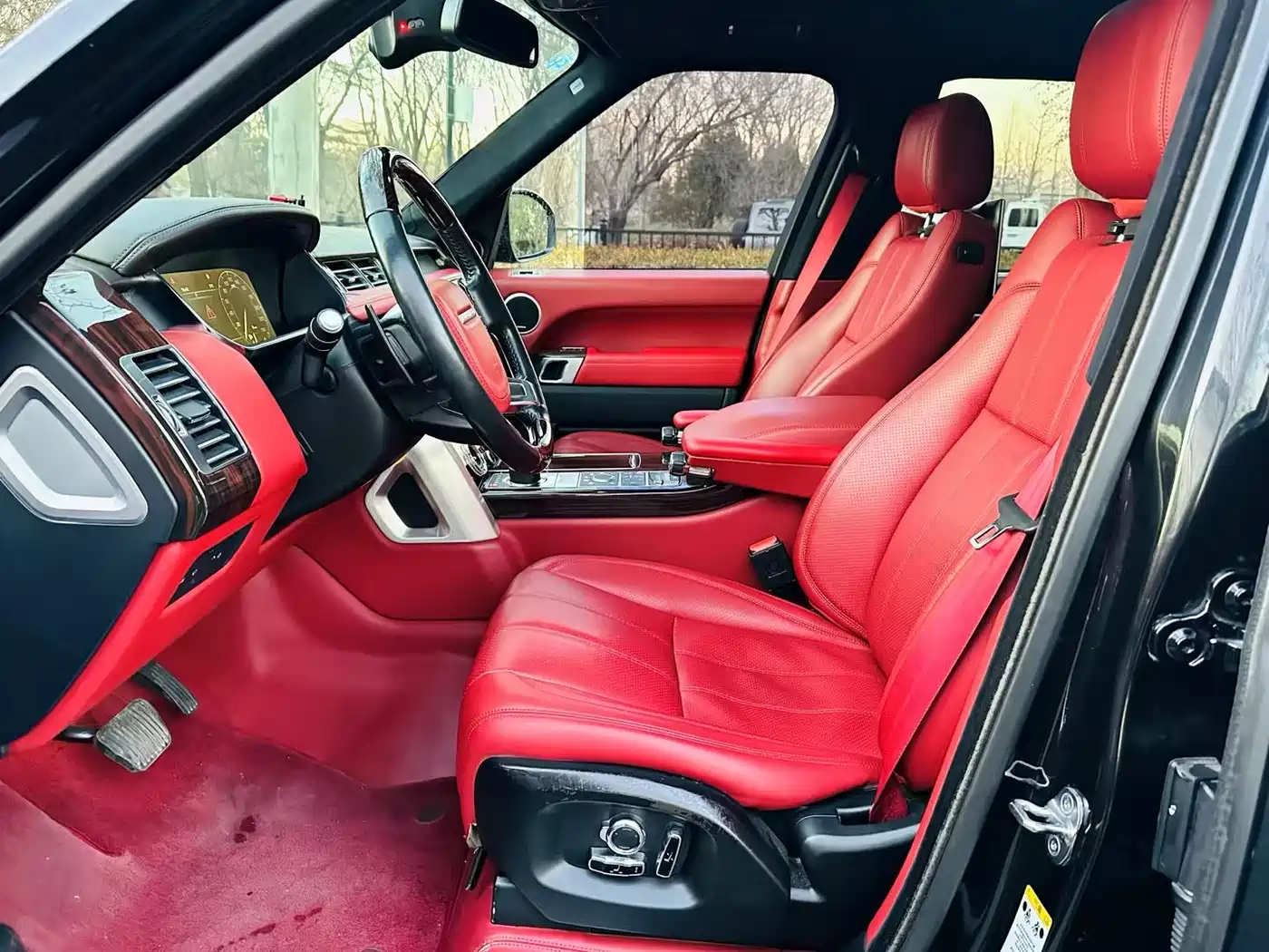 Land Rover Range Rover 2016 3.0 SC V6 Vogue LWB фото 9