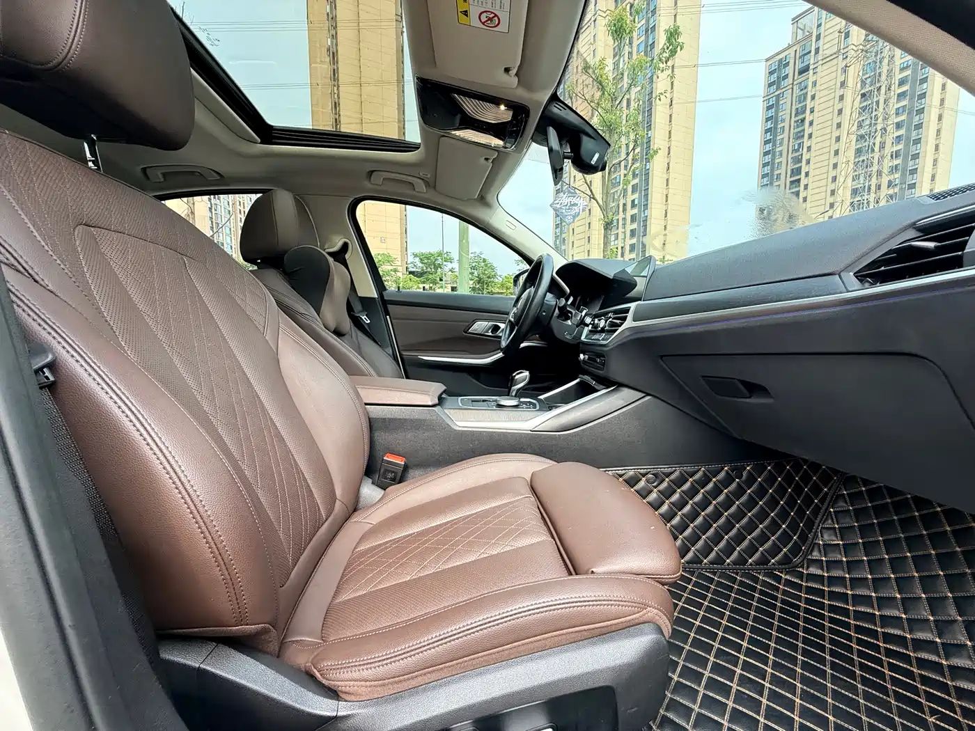 BMW 3 Series 2022 325i M Sport Package фото 14