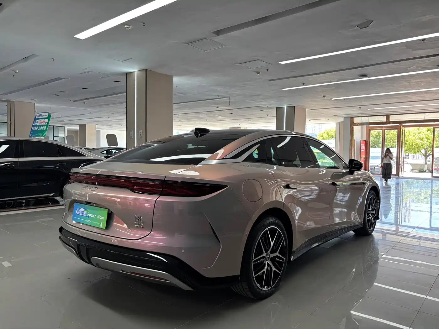 BYD Han L 2025 EV AWD LiDAR Flagship фото 5