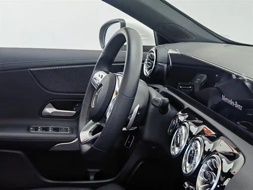 Mercedes-Benz A-Class 2022 Facelift A 200 L Sport Sedan Fashion Style фото 22