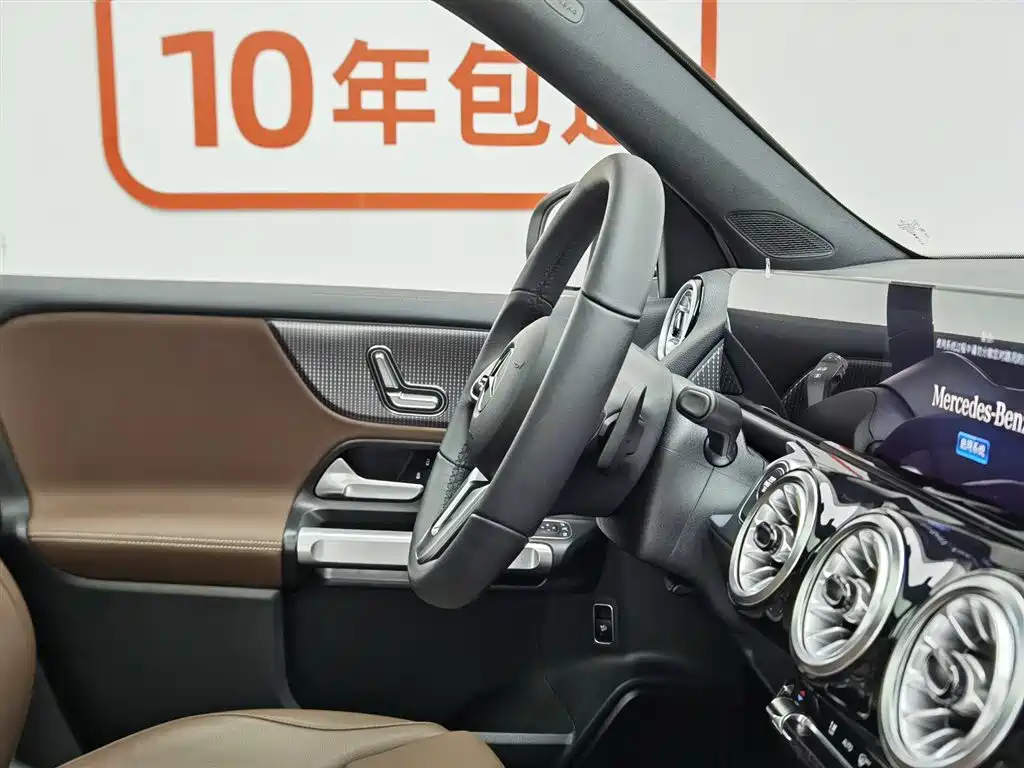 Mercedes-Benz GLB 2023 GLB 220 Dynamic фото 22