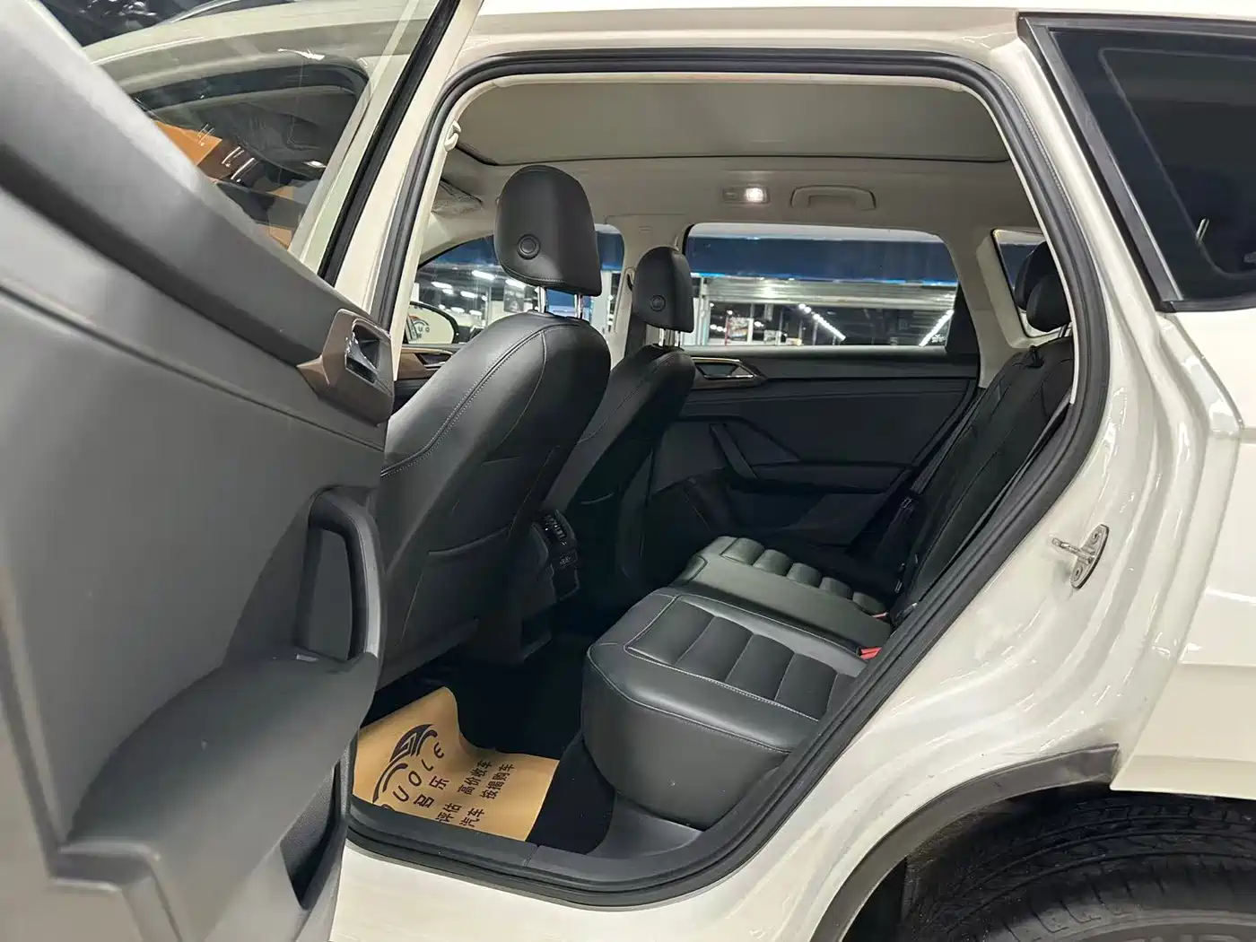 Volkswagen Tharu 2020 280TSI 2WD Comfort Edition China VI фото 6