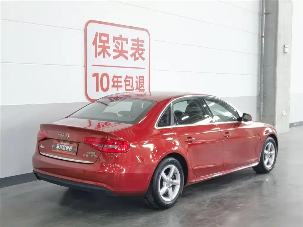 Audi A4L 2013 35 TFSI Automatic Standard фото 2