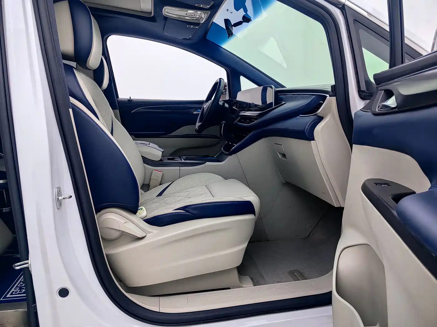 Buick GL8 2020 Model ES Landglory 653T Comfort фото 13