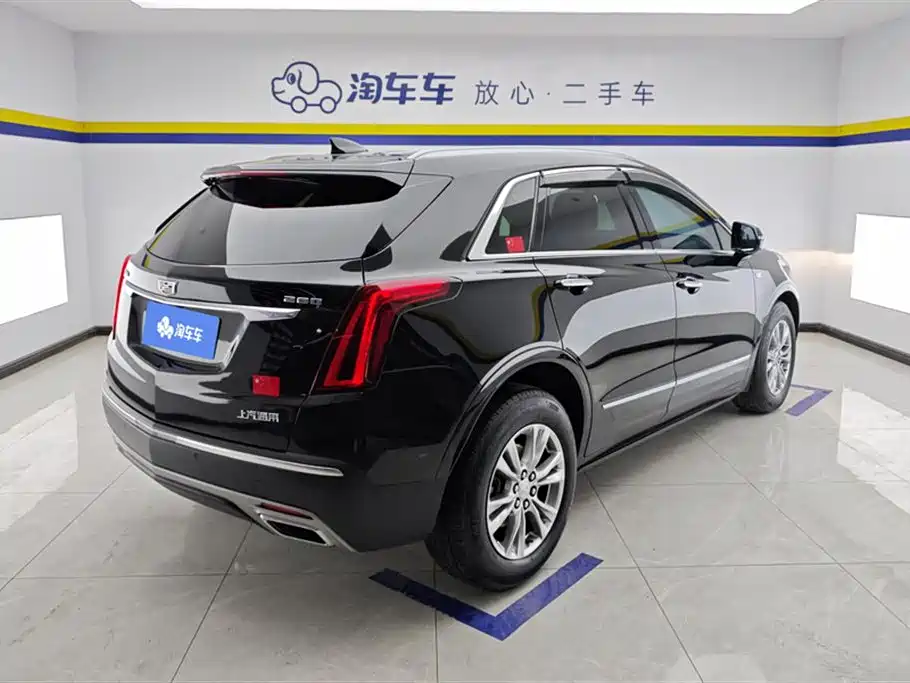 Cadillac XT5 2022 2.0T 2WD Luxury фото 3