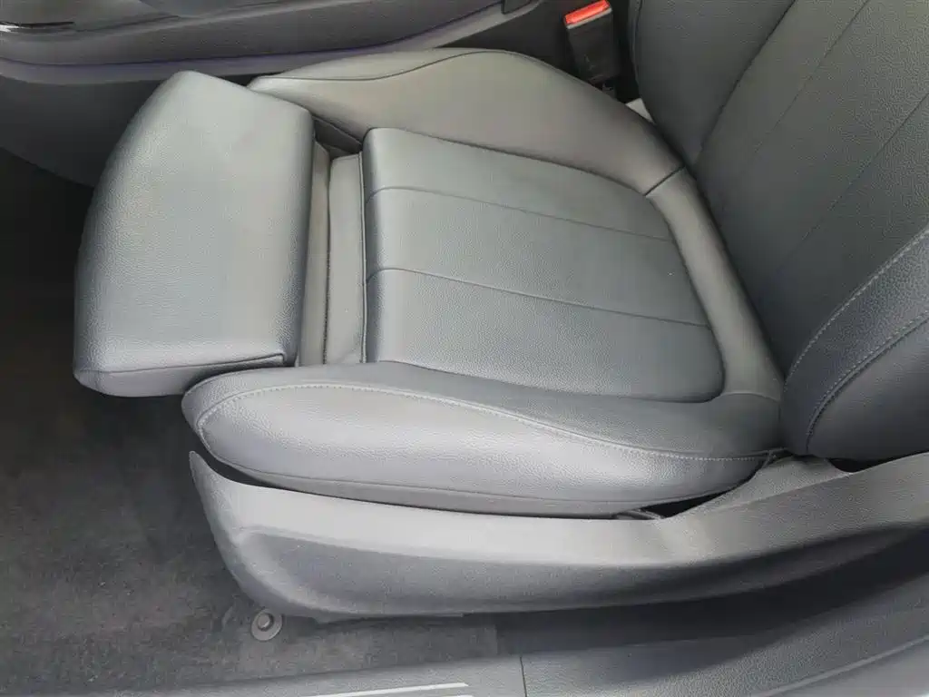 Mercedes-Benz A-Class 2022 Facelift A 200 L Sport Sedan Fashion Style фото 20