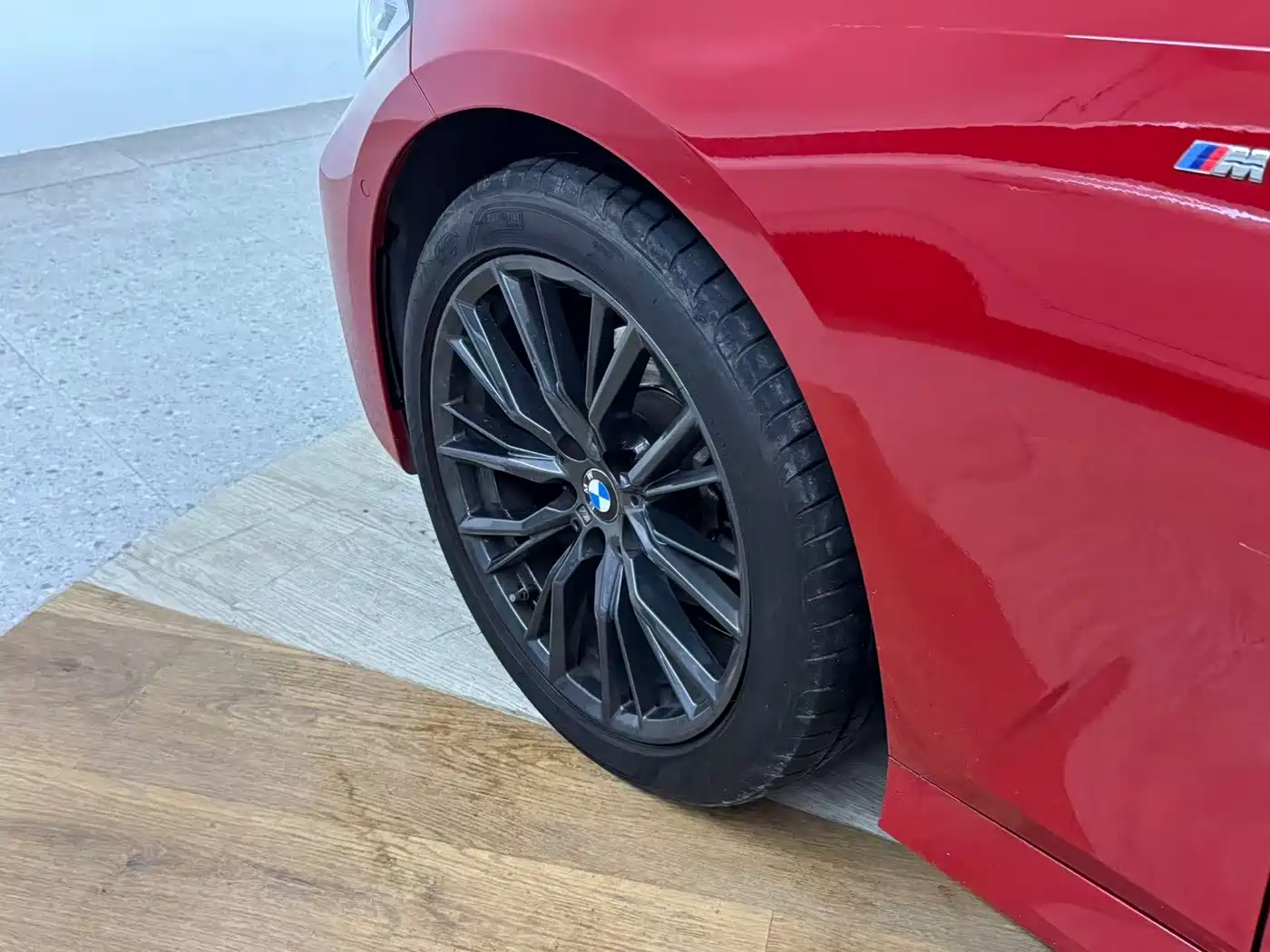 BMW 3 Series 2021 325i M Sport Night Edition фото 5