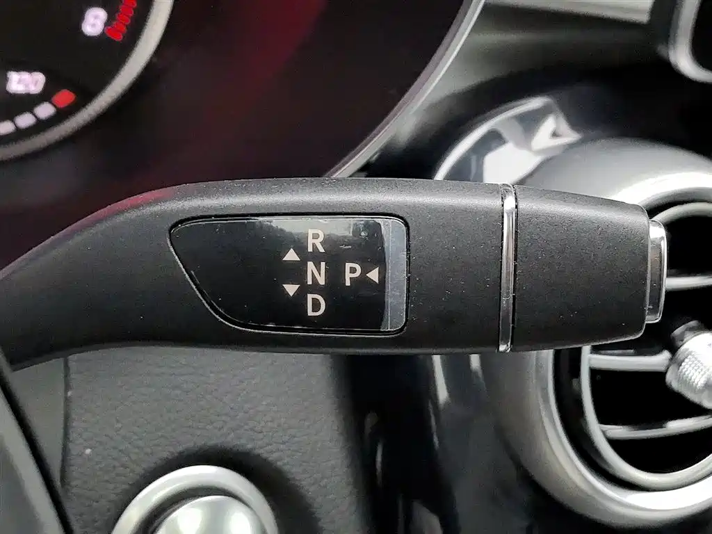 Mercedes-Benz GLC 2017 GLC 200 4MATIC фото 13