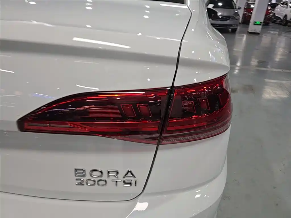 Volkswagen Bora 2023 200TSI DSG Comfort Edition фото 8