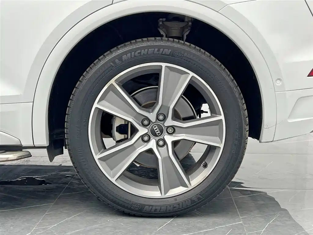 Audi Q5L 2022 45T Luxury Dynamic фото 25