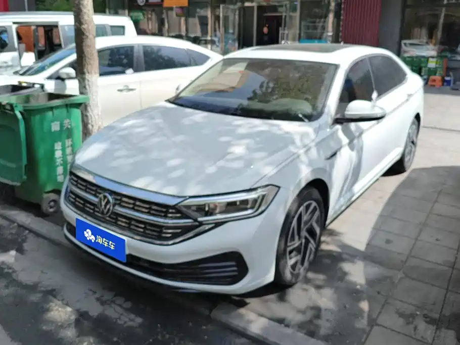 Volkswagen Sagitar 2023 300TSI DSG Surpassing Edition