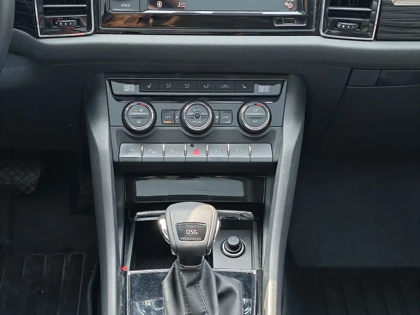 Škoda Kodiaq 2019 Facelift TSI330 5-Seater 2WD Luxury Premium Edition China V фото 11