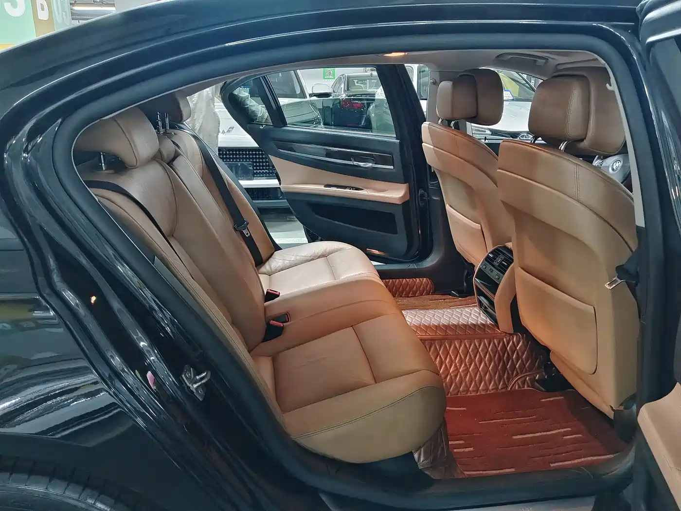 BMW 7 Series 2011 730Li Elegance фото 12