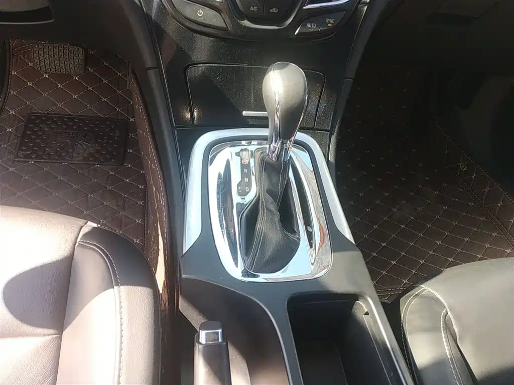 Buick Regal 2014 1.6T Fashion Technology Type фото 14