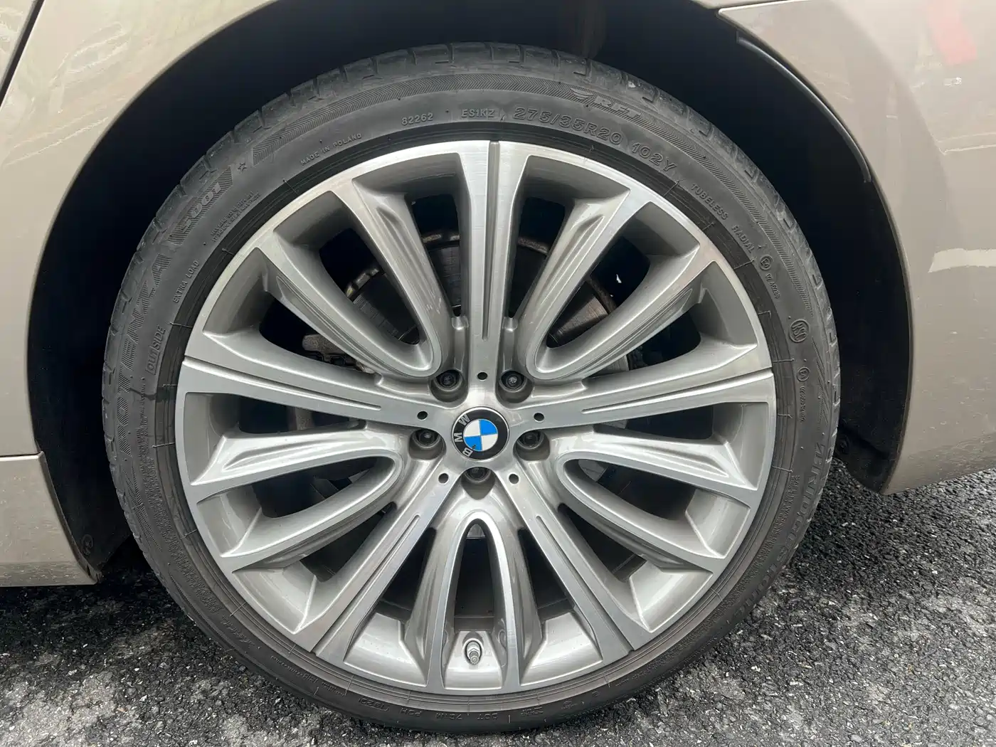 BMW 7 Series 2021 Model 740Li Leading Luxury Package фото 21