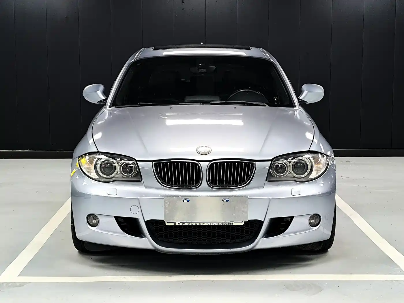 BMW 1 Series (Import) 2010 120i Sport Limited Edition фото 2