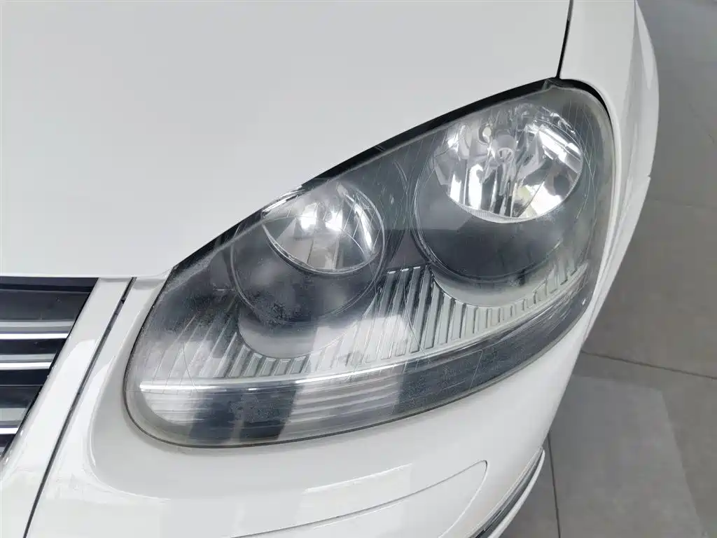 Volkswagen Sagitar 2011 1.4TSI Automatic Technology фото 7