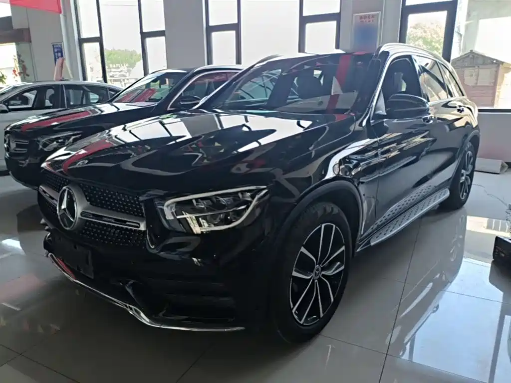 MERCEDES-BENZ GLC