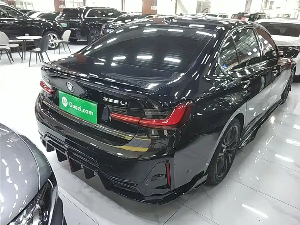 BMW 3 Series 2023 325Li M Sport Black Night Package фото 7