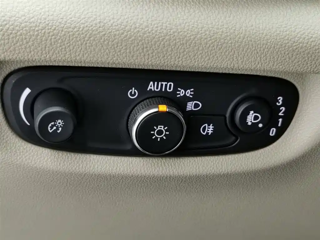 Buick Regal 2020 552T Elite фото 21