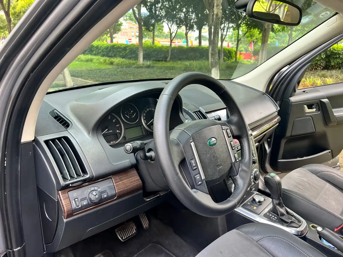 Land Rover Freelander 2 2012 2.0T Si4 SE Petrol фото 20