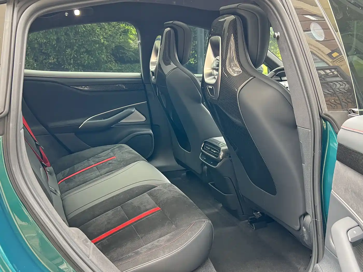 Xiaomi Auto Xiaomi SU7 Ultra 2025 Model Ultra фото 16