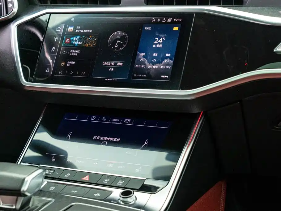 Audi A7L 2024 45 TFSI quattro S-line Black Warrior Edition фото 15