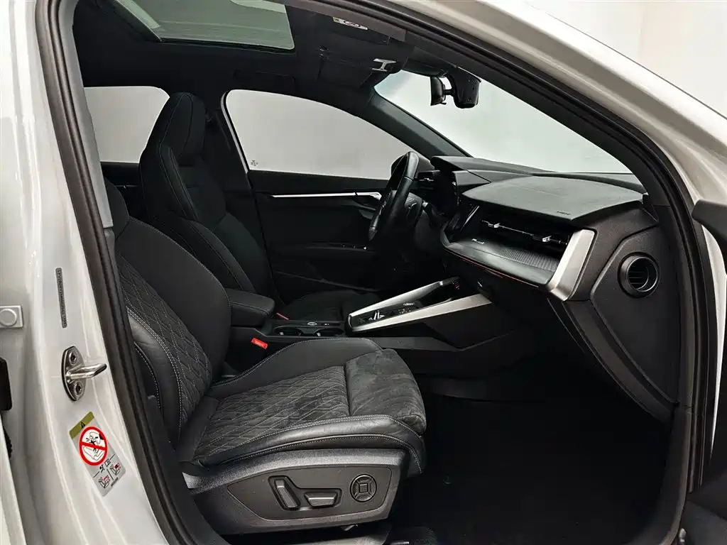 Audi A3 2021 Sportback 35 TFSI Luxury Sport фото 20
