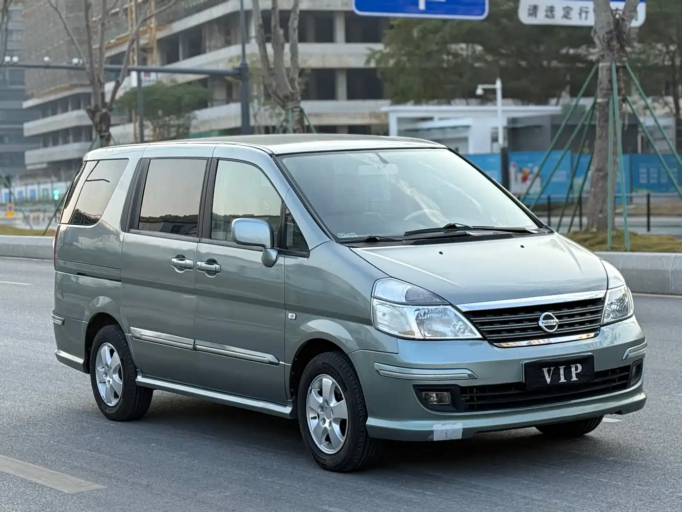 Dongfeng Yuxuan 2010 2009 2.5L Auto Luxury Edition
