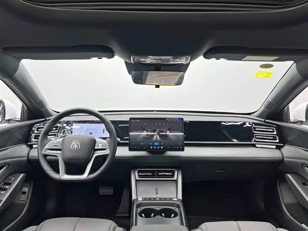 BYD Qin L 2026 Model DM-i 210KM Superior Edition фото 23