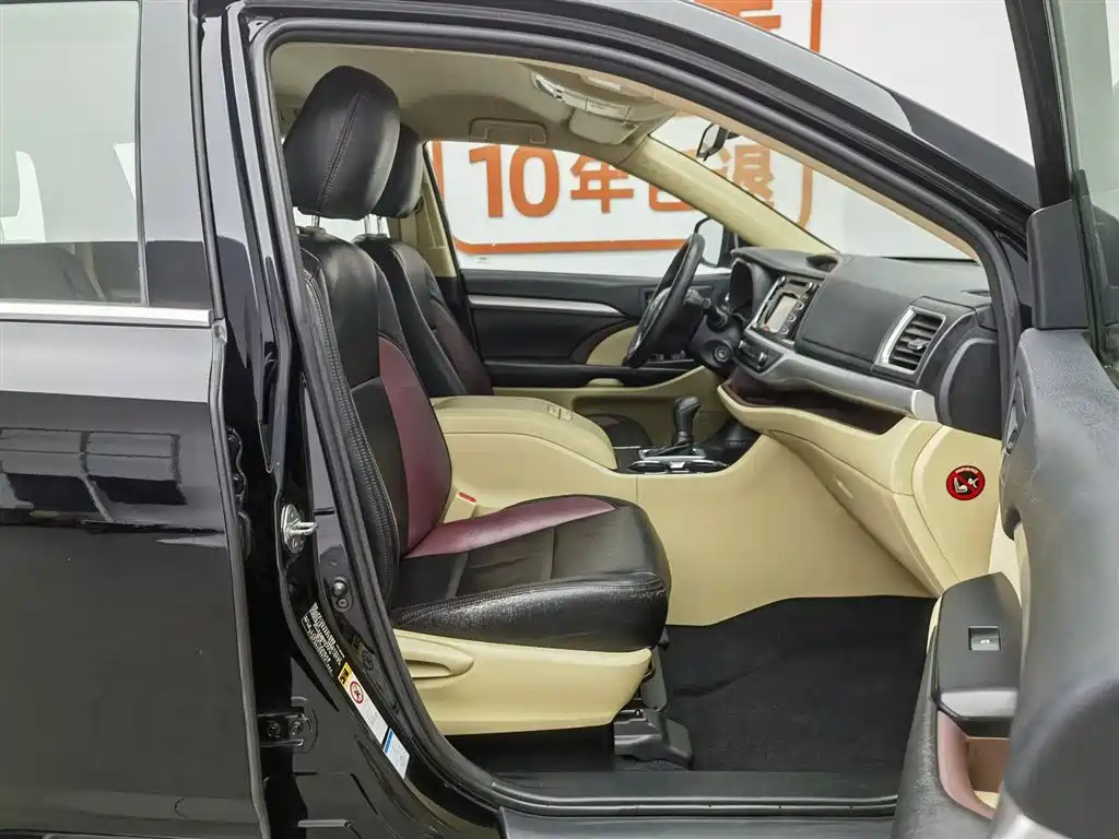 Toyota Highlander 2017 2.0T 4WD Elite 7-Seater фото 23