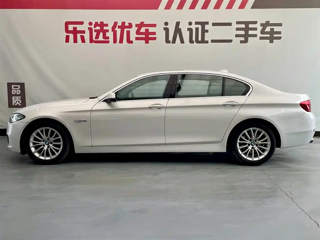 BMW 5 Series 2014 525Li Luxury Design Package фото 3
