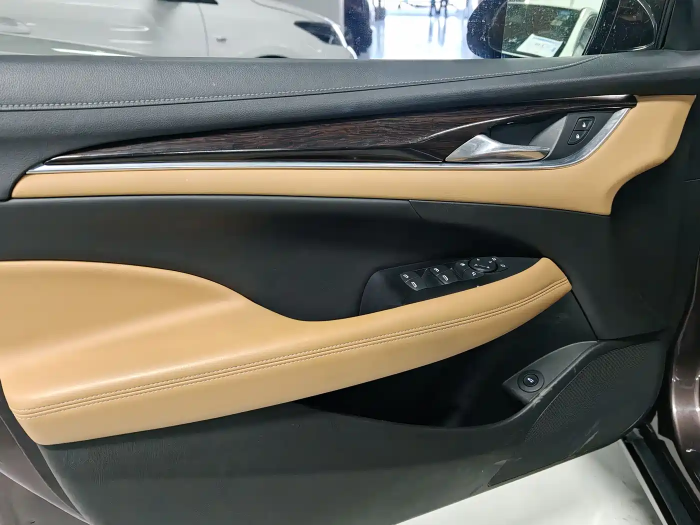 Buick LaCrosse 2016 20T Elite Type фото 14