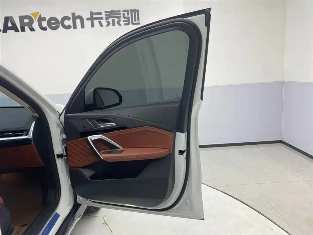 BMW X1 2026 2025 sDrive25Li X Design Package