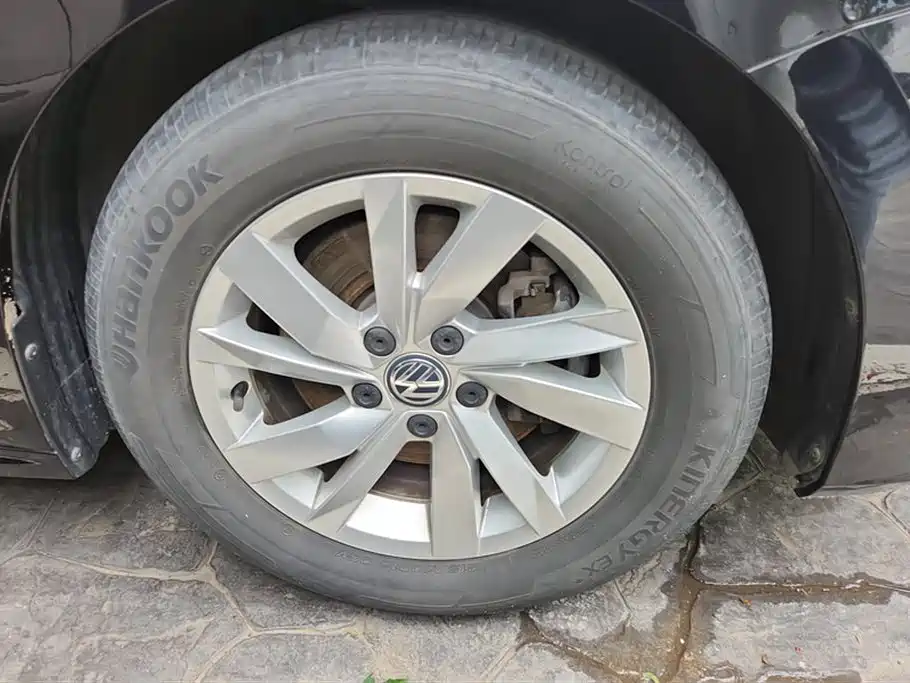 Volkswagen Passat 2020 280TSI Business Edition China VI фото 6