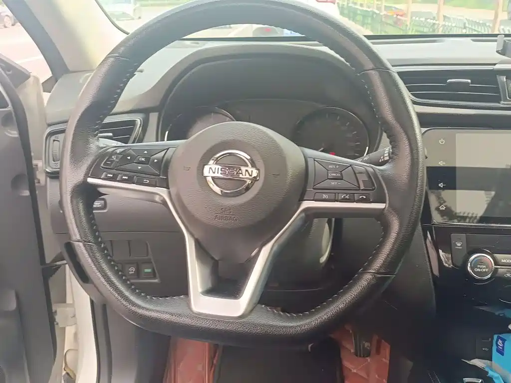 Фото 6 - Nissan X-Trail
