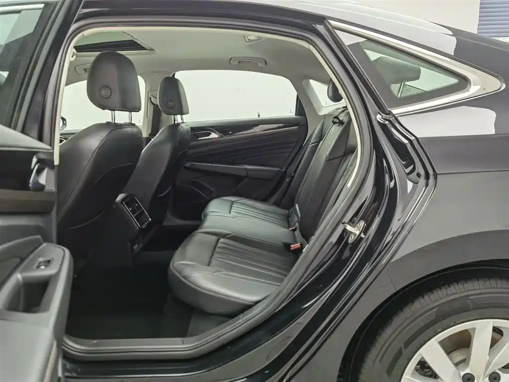 Volkswagen Passat 2019 Model 280TSI Business Edition China VI фото 15