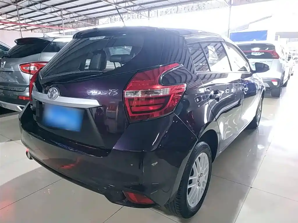 Toyota Vios FS 2019 1.5L CVT Fengchi Edition фото 7