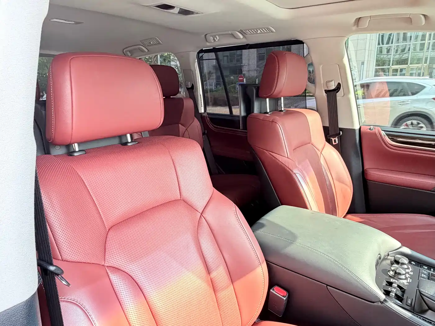 Lexus LX 2019 570 Prestige Luxury Edition фото 16
