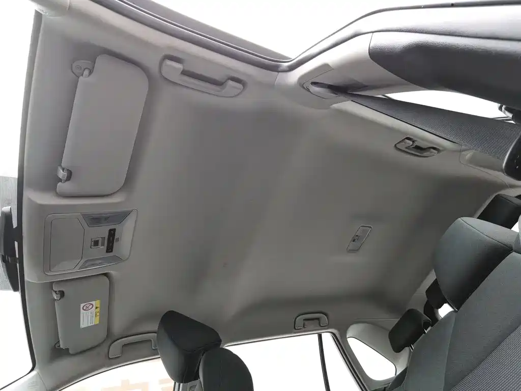 Toyota Wildlander 2022 2.0L CVT FWD Leading Edition фото 14