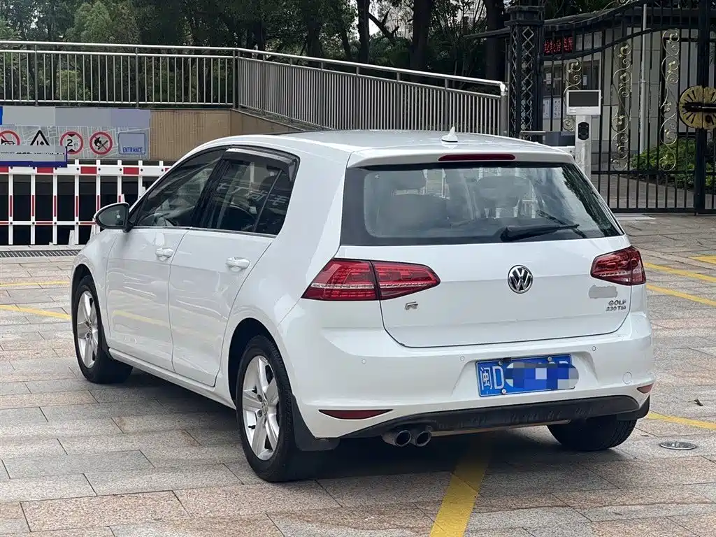 Volkswagen Golf 2016 1.4TSI 25th Anniversary Edition фото 6
