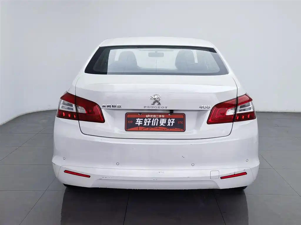 Peugeot 408 2015 Model 1.2T Automatic Luxury Edition фото 4