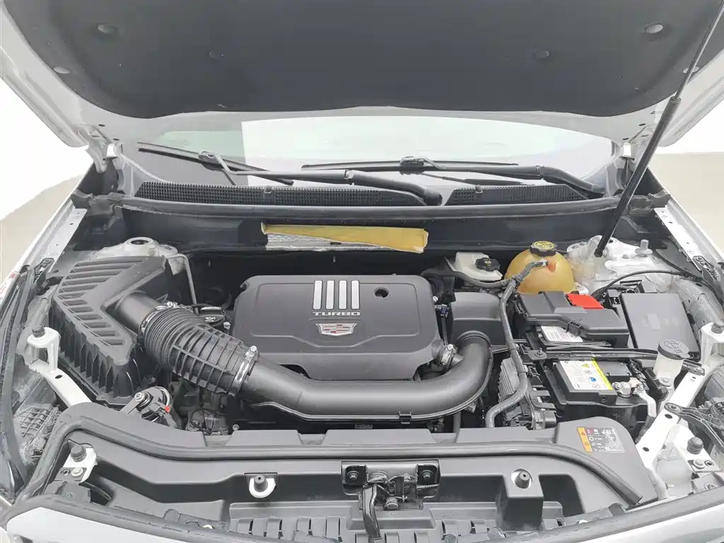 Cadillac XT5 2020 28T AWD Luxury Model фото 6