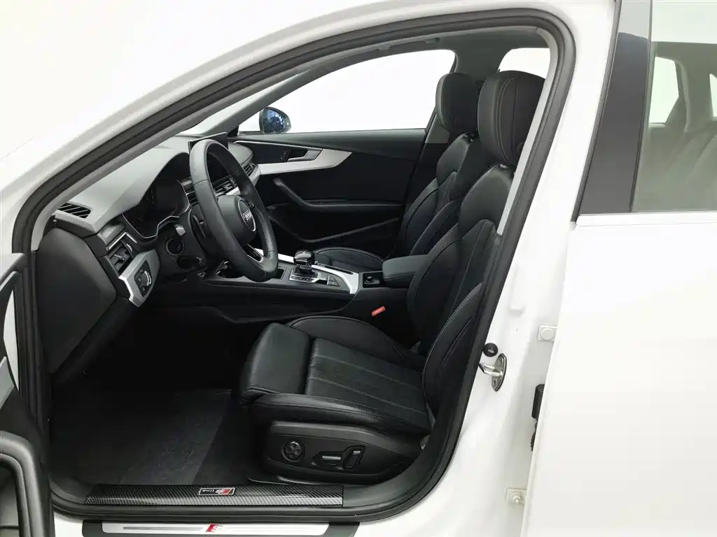 Audi A4L 2020 40 TFSI Fashion Dynamic Edition фото 10