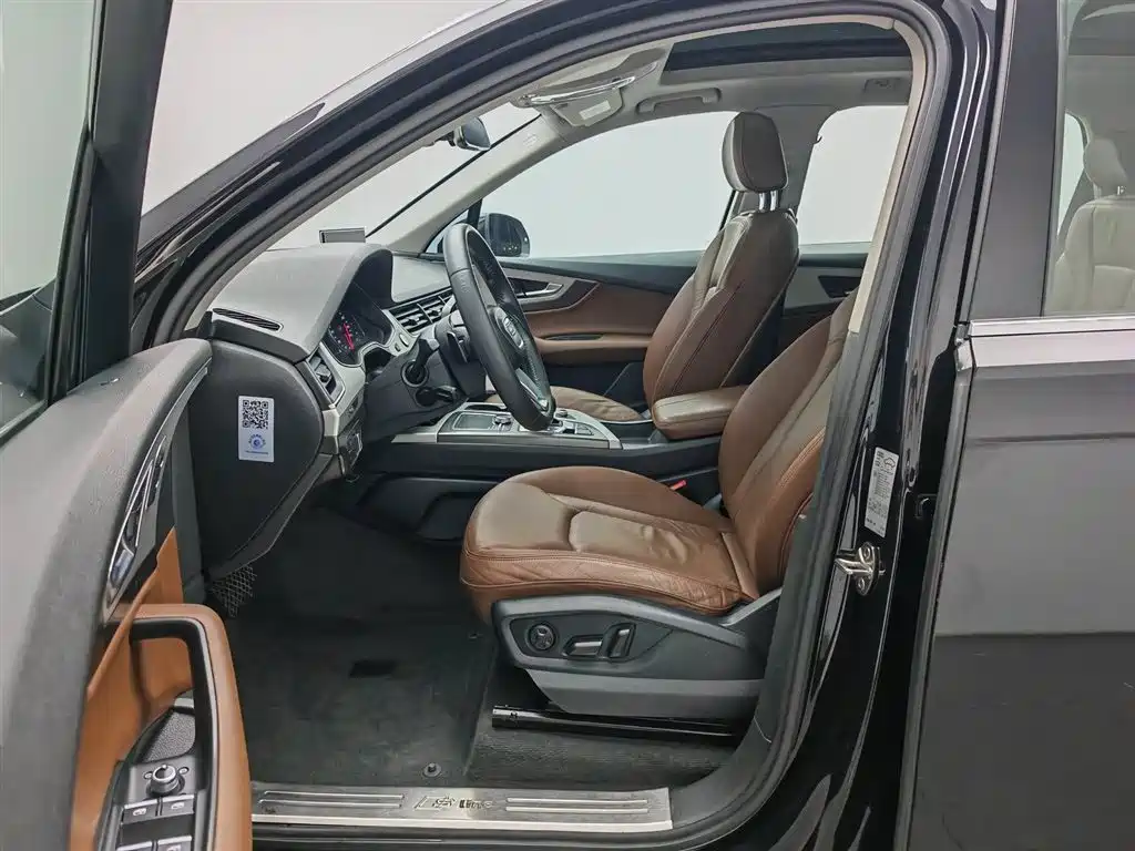 Audi Q7 2016 40 TFSI Comfort фото 10