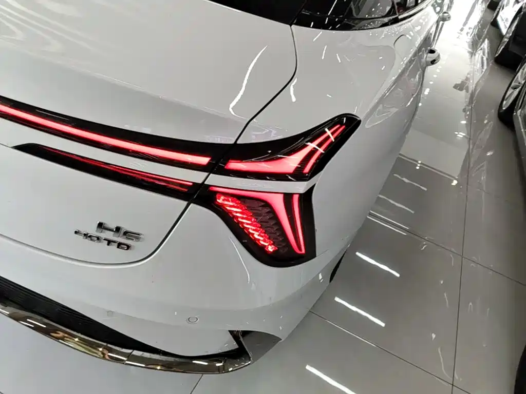 Hongqi H6 2026 2025 Model 2.0T Beauty Edition