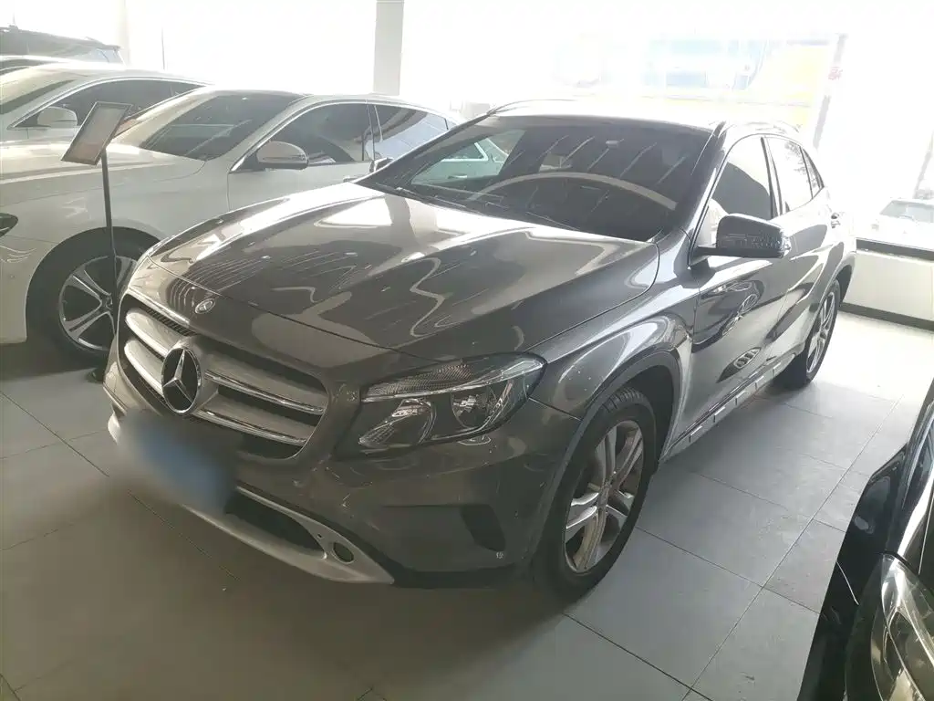 Mercedes-Benz GLA 2016 GLA 200 Dynamic фото 2